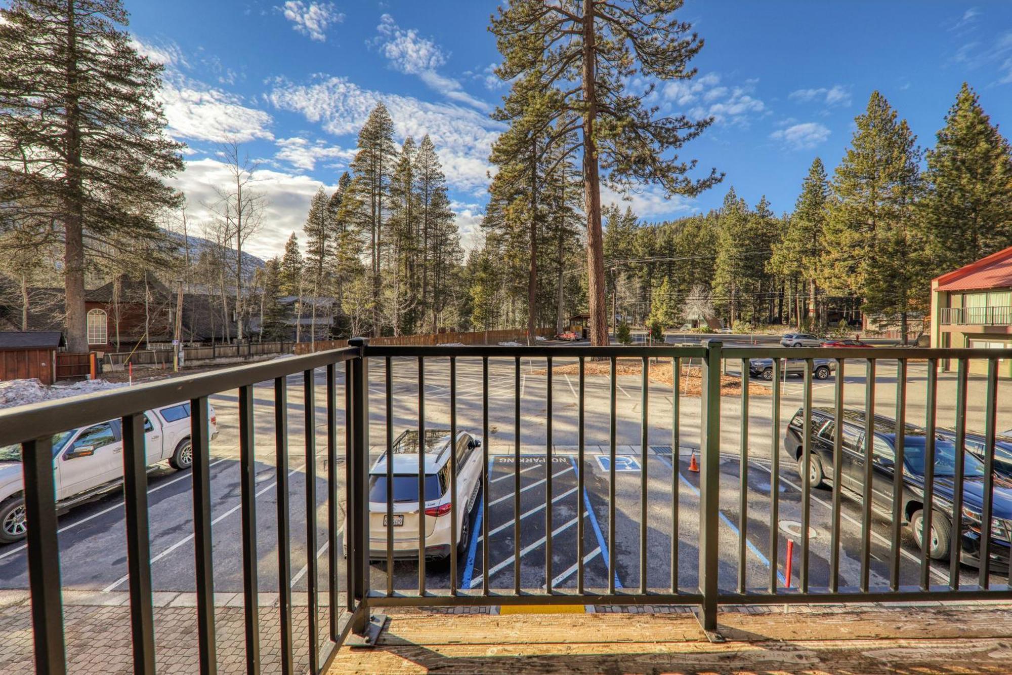 King 2nd Floor #234 At Donner Village Holiday home *